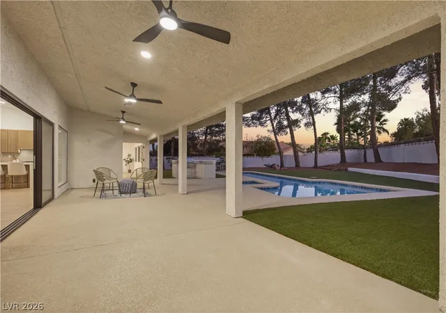 Photo 4 of Single family home for sale at 3035 Belcastro St, Las Vegas, NV 89117 | MLS# 2817508 | Listing updated on 2026-09-12