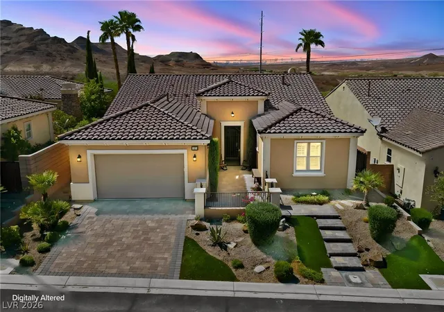 Photo 3 of Single family home for sale at 19 Contrada Fiore Dr, Henderson, NV 89011 | MLS# 2818111 | Listing updated on 2026-09-17