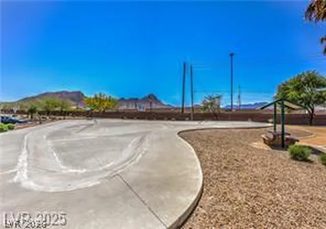 Photo 34 of Townhouse for sale at 1603 Lefty Garcia Way, Henderson, NV 89002 | MLS# 2818117 | Listing updated on 2026-09-12
