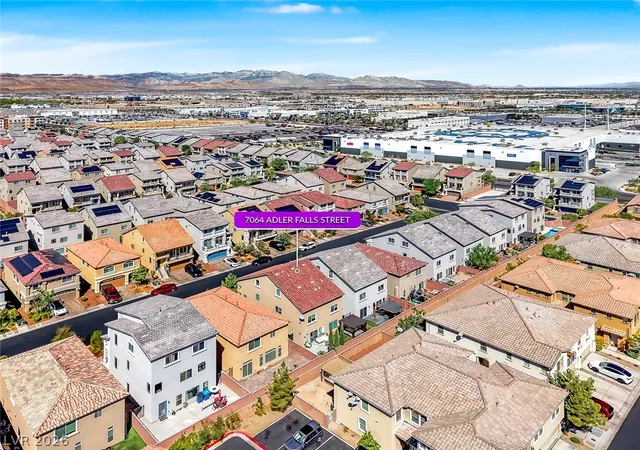 Photo 4 of Single family home for sale at 7064 Adler Fls St, Las Vegas, NV 89118 | MLS# 2818158 | Listing updated on 2026-09-12