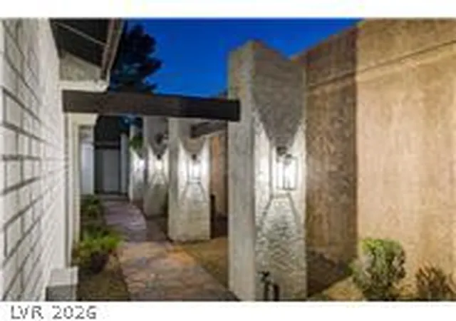 Photo 3 of Single family home for sale at 3200 Bel Air Dr, Las Vegas, NV 89109 | MLS# 2818169 | Listing updated on 2026-09-12