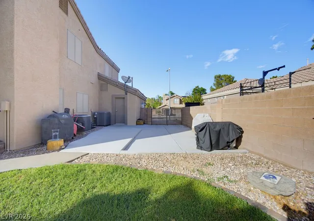 Photo 3 of Sale Pending at 6117 Copper Crst Dr, Las Vegas, NV 89130 | MLS# 2817525 | Listing updated on 2026-09-25