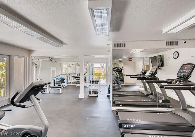 Listing Photo 2 - Condo for sale in building located at 2854 Geary Pl, Las Vegas, NV 89109 - Unit #3803