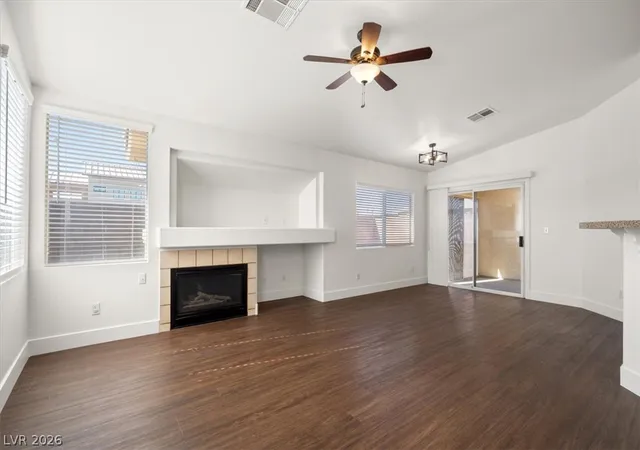 Photo 4 of Townhouse for sale at 6525 Sierra Diablo Ave, Las Vegas, NV 89130 | MLS# 2817220 | Listing updated on 2026-09-20