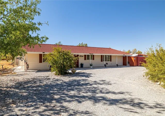 Photo 2 of Single family home for sale at 3751 Manse Rd, Pahrump, NV 89061 | MLS# 2818394 | Listing updated on 2026-09-16
