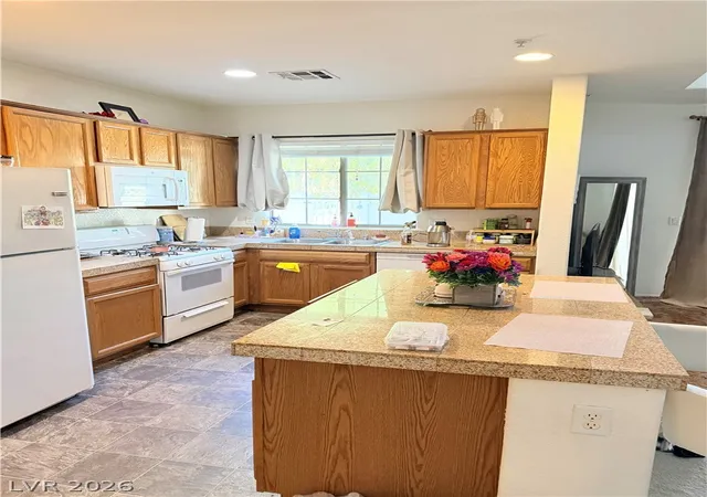 Photo 4 of Single family home for sale at 6408 Yucca Ridge Ct, North Las Vegas, NV 89084 | MLS# 2818207 | Listing updated on 2026-09-21