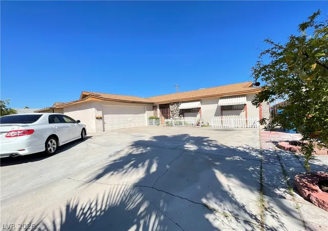 Photo 2 of Single family home for sale at 2613 Arenas St, Las Vegas, NV 89102 | MLS# 2818282 | Listing updated on 2026-10-27
