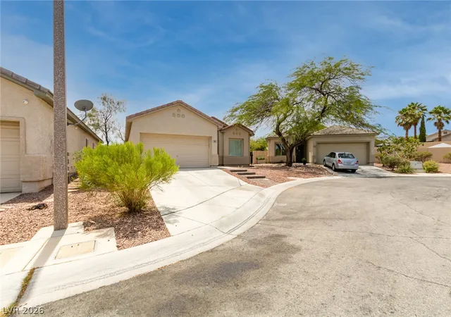 Photo 3 of Single family home for sale at 10917 Fog Holw Ct, Las Vegas, NV 89135 | MLS# 2818361 | Listing updated on 2026-10-05