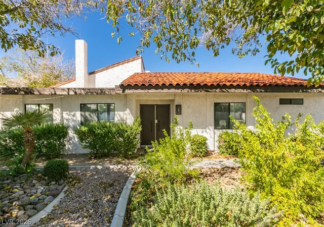 Photo 2 of Townhouse for sale at 3161 Espanol Dr, Las Vegas, NV 89121 | MLS# 2817391 | Listing updated on 2026-09-14