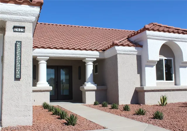 Photo 3 of Single family home for sale at 2625 Legend Dr, Las Vegas, NV 89134 | MLS# 2816835 | Listing updated on 2026-09-15