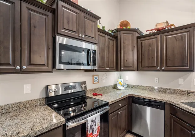 Photo 3 of Townhouse for sale at 671 Kylee Ave, Mesquite, NV 89027 | MLS# 2818616 | Listing updated on 2026-09-26