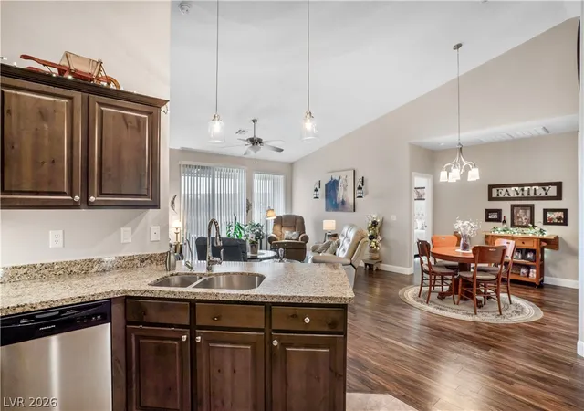 Photo 4 of Townhouse for sale at 671 Kylee Ave, Mesquite, NV 89027 | MLS# 2818616 | Listing updated on 2026-09-26