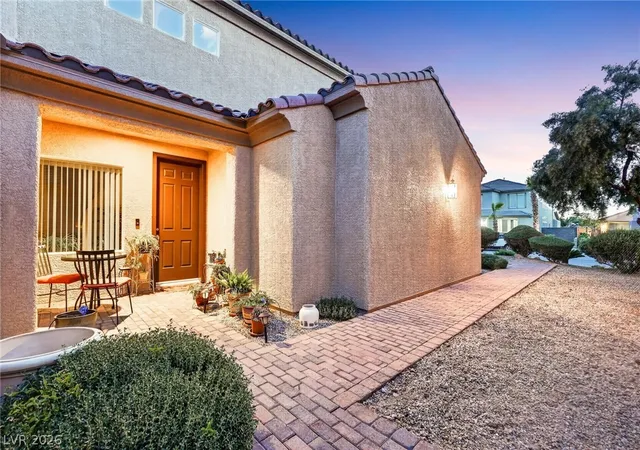 Photo 3 of Sale Pending at 2480 Sturrock Dr, Henderson, NV 89044 | MLS# 2818791 | Listing updated on 2026-09-29