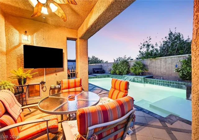 Photo 4 of Sale Pending at 2480 Sturrock Dr, Henderson, NV 89044 | MLS# 2818791 | Listing updated on 2026-09-29