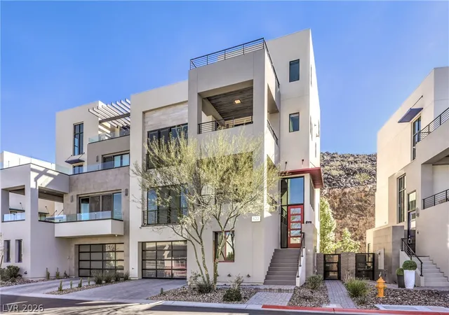 Photo 3 of Townhouse for sale at 422 Tranquil Peak Ct, Henderson, NV 89012 | MLS# 2818498 | Listing updated on 2026-09-16