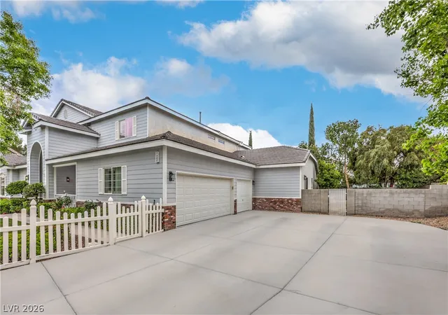 Photo 3 of Mansion for sale at 7480 Grassy Fld Ct, Las Vegas, NV 89131 | MLS# 2818760 | Listing updated on 2026-10-06