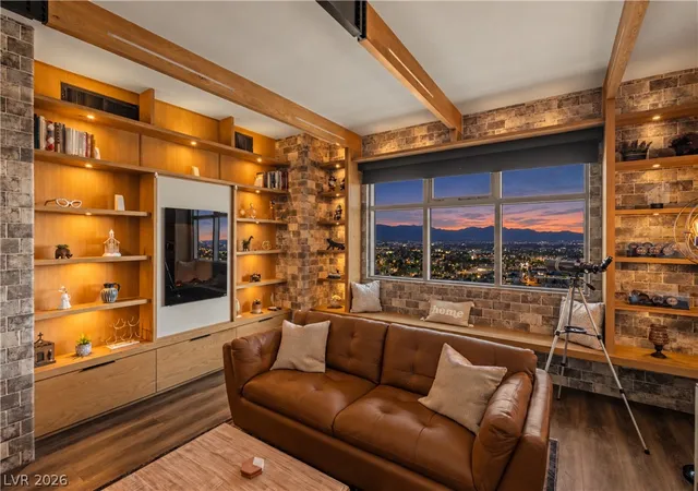 Condo for sale at 150 Las Vegas Blvd #2015, Las Vegas, NV 89101 | MLS# 2818376