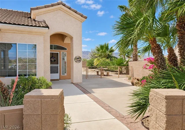 Photo 2 of Single family home for sale at 1166 Golf Clb Dr, Laughlin, NV 89029 | MLS# 2818025 | Listing updated on 2026-10-07