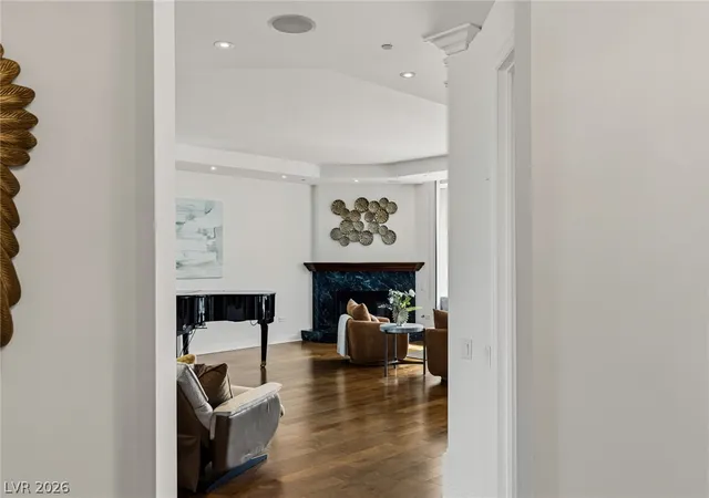 Listing Photo 1 - Condo for sale in building located at 2877 Paradise Rd, Las Vegas, NV 89109 - Unit #2802