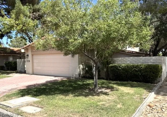 Photo 2 of Single family home for sale at 2101 Calle De Espana, Las Vegas, NV 89102 | MLS# 2819208 | Listing updated on 2026-10-06