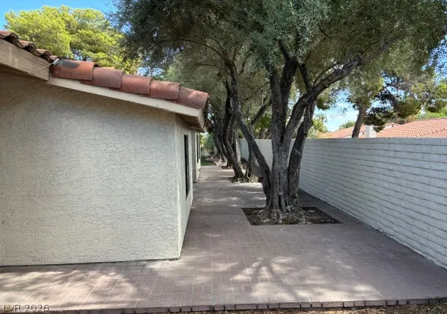 Photo 3 of Single family home for sale at 2101 Calle De Espana, Las Vegas, NV 89102 | MLS# 2819208 | Listing updated on 2026-10-06