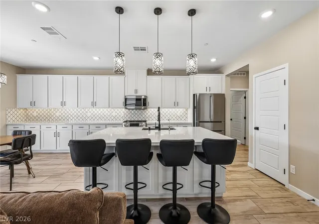 Photo 1 of Single family home for sale at 194 Viento Ridge St, Henderson, NV 89012 | MLS# 2819218 | Listing updated on 2026-10-06