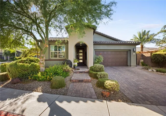 Photo 1 of Single family home for sale at 7 Via Del Cielo Pkwy, Henderson, NV 89011 | MLS# 2817432 | Listing updated on 2026-09-17