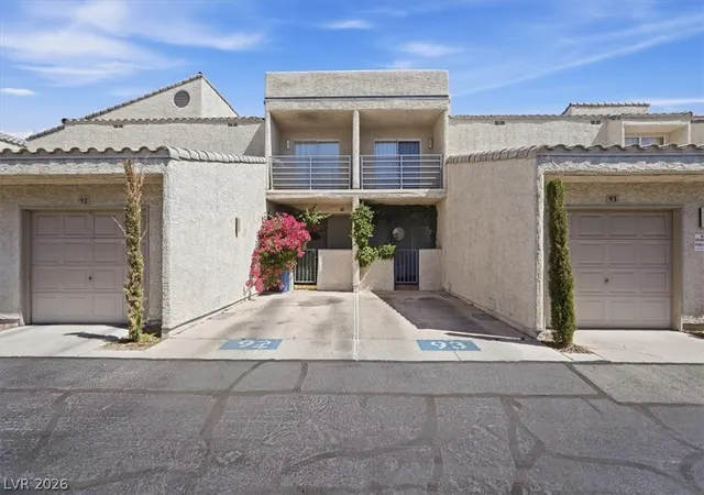 Photo 3 of Condo for sale at 6250 W Flamingo Rd #93, Las Vegas, NV 89103 | MLS# 2819273 | Listing updated on 2026-09-23