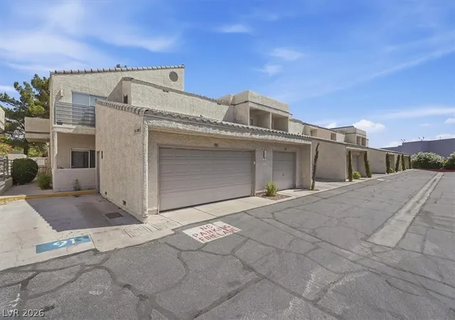 Photo 4 of Condo for sale at 6250 W Flamingo Rd #93, Las Vegas, NV 89103 | MLS# 2819273 | Listing updated on 2026-09-23