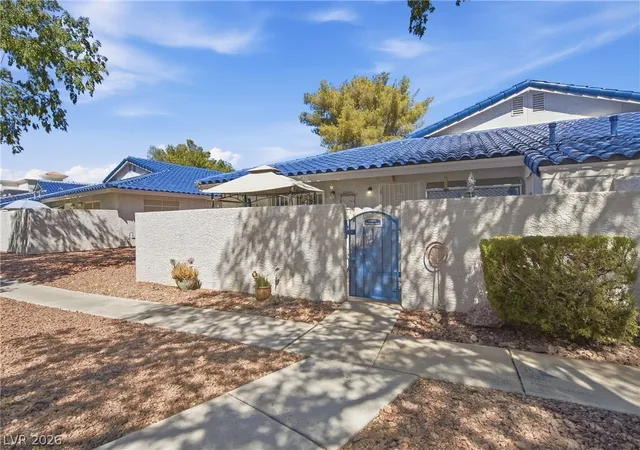 Townhouse for sale at 2121 Willowbury Dr #C, Las Vegas, NV 89108 | MLS# 2819319