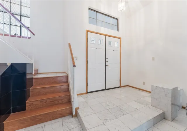 Photo 2 of Single family home for sale at 9109 Anchor Cvs Ct, Las Vegas, NV 89117 | MLS# 2818507 | Listing updated on 2026-09-19