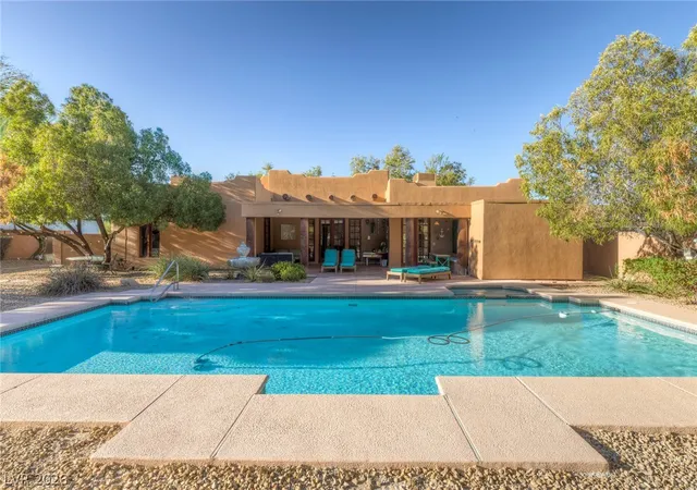 Photo 2 of Single family home for sale at 9395 Helena Ave, Las Vegas, NV 89129 | MLS# 2819513 | Listing updated on 2026-10-07