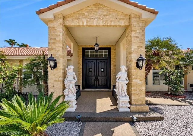 Photo 2 of Single family home for sale at 3272 Crystal Palm Ct, Las Vegas, NV 89117 | MLS# 2819441 | Listing updated on 2026-10-06