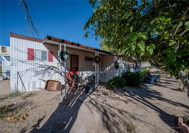 Photo 3 of Manufactured home for sale at 250 N Beach St, Beatty, NV 89003 | MLS# 2819523 | Listing updated on 2026-09-17