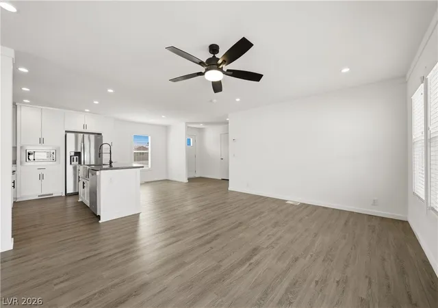 Photo 3 of Manufactured home for sale at 6340 Glencove Ave, Pahrump, NV 89060 | MLS# 2818944 | Listing updated on 2026-09-29
