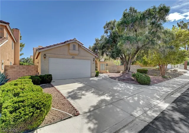 Photo 3 of Single family home for sale at 4717 Pointe Decatur Way, North Las Vegas, NV 89032 | MLS# 2819769 | Listing updated on 2026-09-18