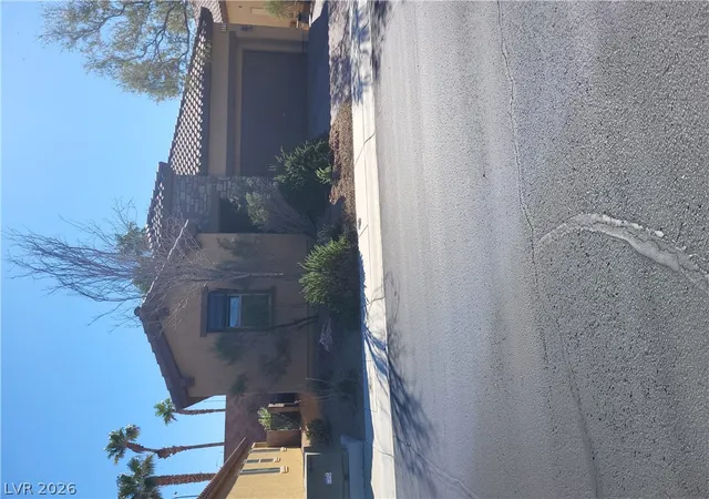 Photo 3 of Single family home for sale at 625 Viale Machiavelli Ln, Henderson, NV 89011 | MLS# 2819873 | Listing updated on 2026-09-21