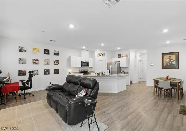 Photo 4 of Townhouse for sale at 7910 Aurora Sky St, North Las Vegas, NV 89084 | MLS# 2819875 | Listing updated on 2026-09-18
