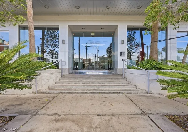 Photo 3 of Condo for sale at 900 S Las Vegas Blvd #702, Las Vegas, NV 89101 | MLS# 2819491 | Listing updated on 2026-09-18