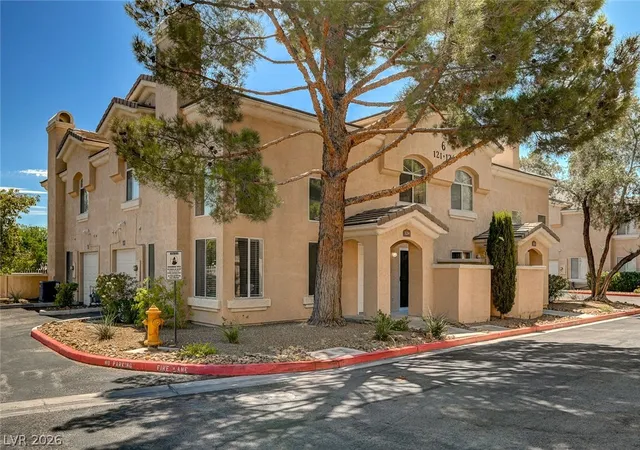 Photo 2 of Townhouse for sale at 3950 S Sandhill Rd #124, Las Vegas, NV 89121 | MLS# 2819874 | Listing updated on 2026-09-18