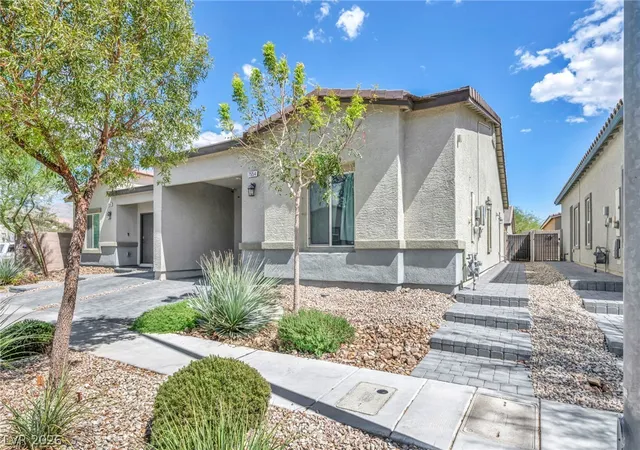 Photo 2 of Townhouse for sale at 7554 Crested Moon St, North Las Vegas, NV 89084 | MLS# 2820040 | Listing updated on 2026-10-06