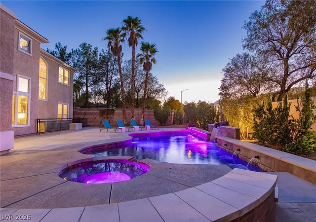 Photo 3 of Mansion for sale at 8088 Dark Holw Pl, Las Vegas, NV 89117 | MLS# 2818717 | Listing updated on 2026-10-03