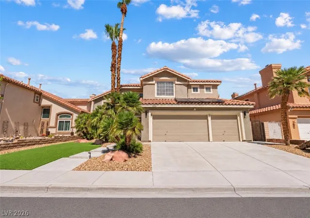 Photo 4 of Single family home for sale at 8240 Campana Dr, Las Vegas, NV 89147 | MLS# 2820108 | Listing updated on 2026-09-30
