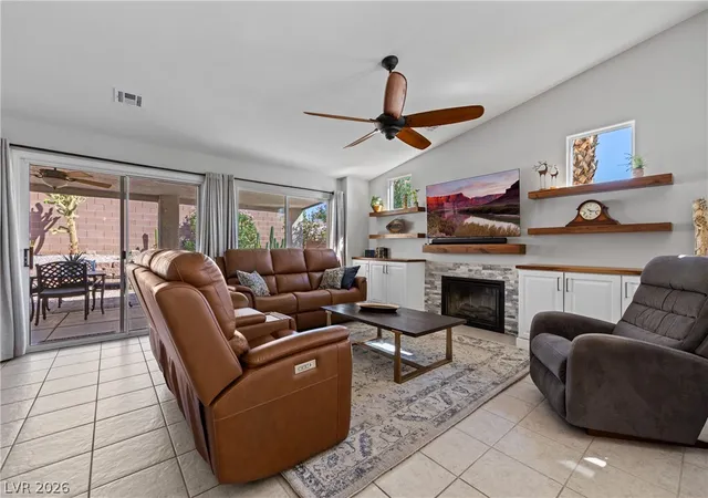 Photo 4 of Townhouse for sale at 1181 Pebble Beach Dr, Mesquite, NV 89027 | MLS# 2820007 | Listing updated on 2026-09-24