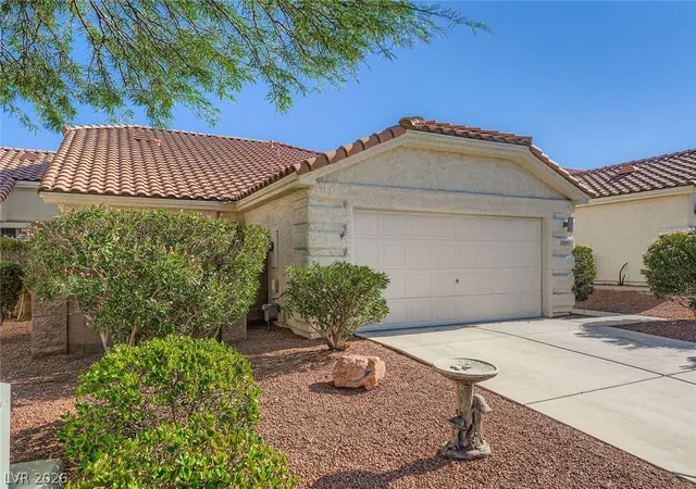Photo 3 of Sale Pending at 10059 Oak Crk Cyn Ave, Las Vegas, NV 89147 | MLS# 2819993 | Listing updated on 2026-09-21