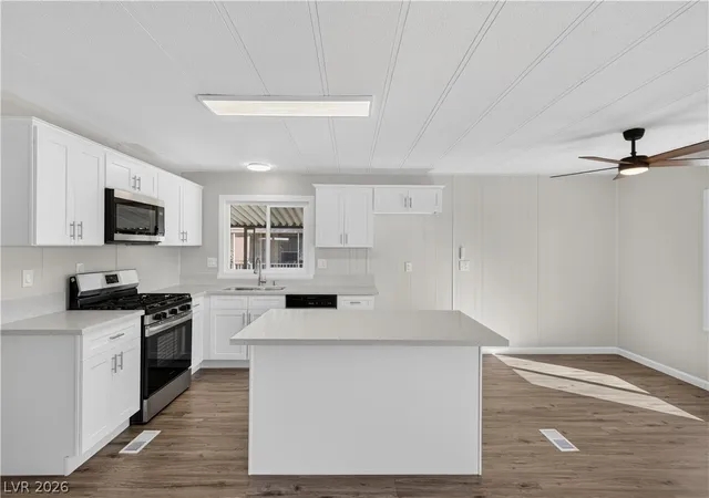 Photo 2 of Manufactured home for sale at 3355 Haleakala Dr, Las Vegas, NV 89122 | MLS# 2820290 | Listing updated on 2026-10-04