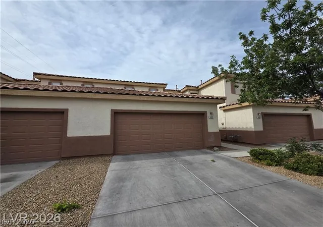 Photo 2 of Townhouse for sale at 1423 Orange Jubilee Rd, Henderson, NV 89014 | MLS# 2820328 | Listing updated on 2026-09-20