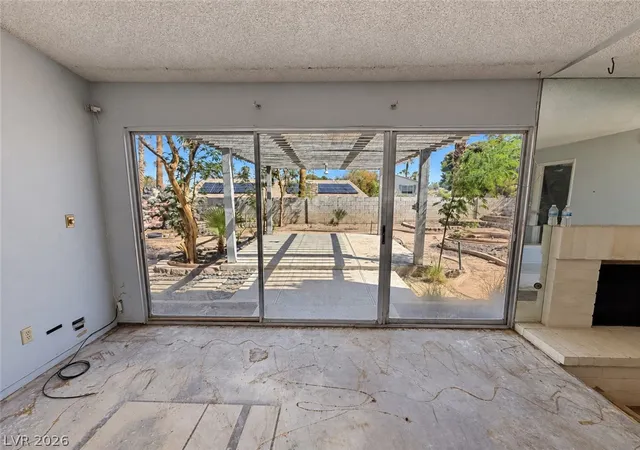 Photo 2 of Sale Pending at 5022 Long View Dr, Las Vegas, NV 89120 | MLS# 2820365 | Listing updated on 2026-10-03