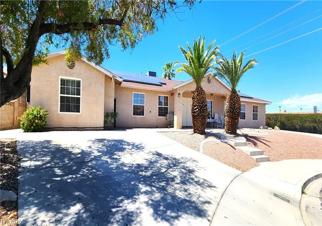 Photo 2 of Single family home for sale at 4119 Meadowglen Cir, Las Vegas, NV 89121 | MLS# 2820368 | Listing updated on 2026-09-20