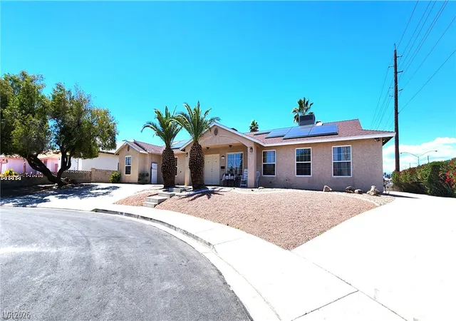 Photo 3 of Single family home for sale at 4119 Meadowglen Cir, Las Vegas, NV 89121 | MLS# 2820368 | Listing updated on 2026-09-20